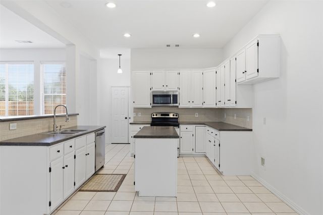 3221 Corning Drive, Plano, TX 75023