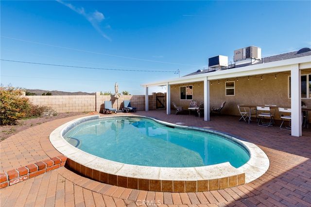 8444 Acoma Trail, Yucca Valley, CA 92284