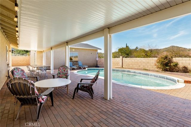 8444 Acoma Trail, Yucca Valley, CA 92284