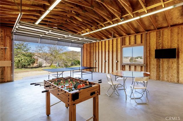 8444 Acoma Trail, Yucca Valley, CA 92284