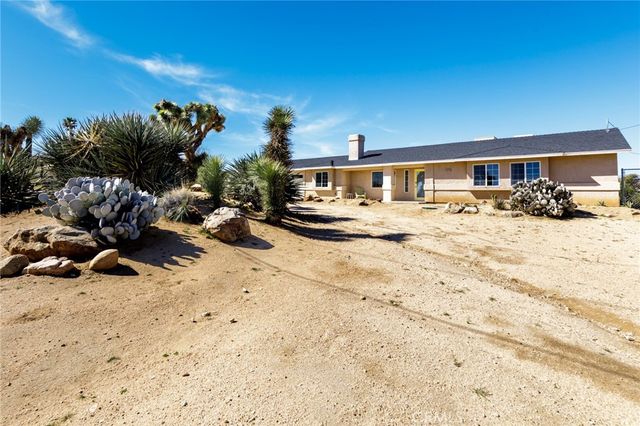 8444 Acoma Trail, Yucca Valley, CA 92284