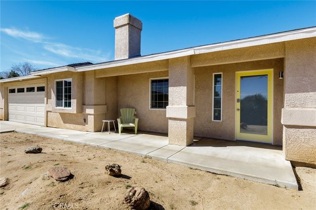 8444 Acoma Trail, Yucca Valley, CA 92284