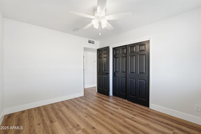 10537 W LA JOLLA Drive, Sun City, AZ 85351