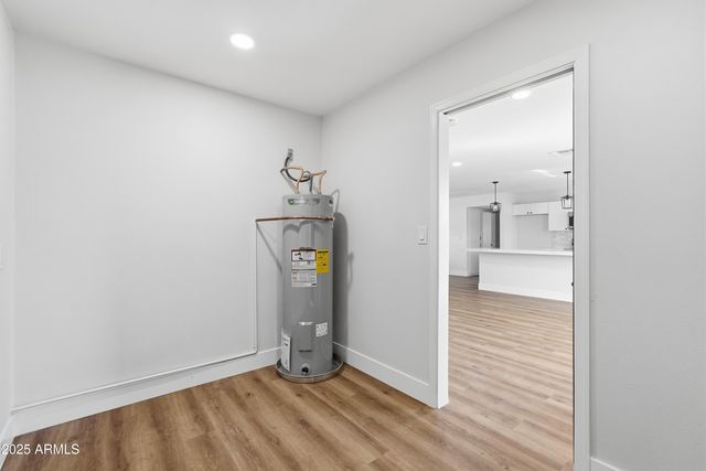 10537 W LA JOLLA Drive, Sun City, AZ 85351