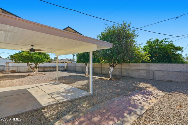 10537 W LA JOLLA Drive, Sun City, AZ 85351