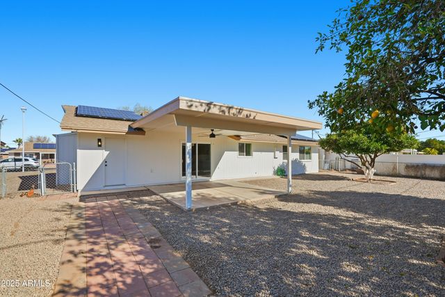 10537 W LA JOLLA Drive, Sun City, AZ 85351