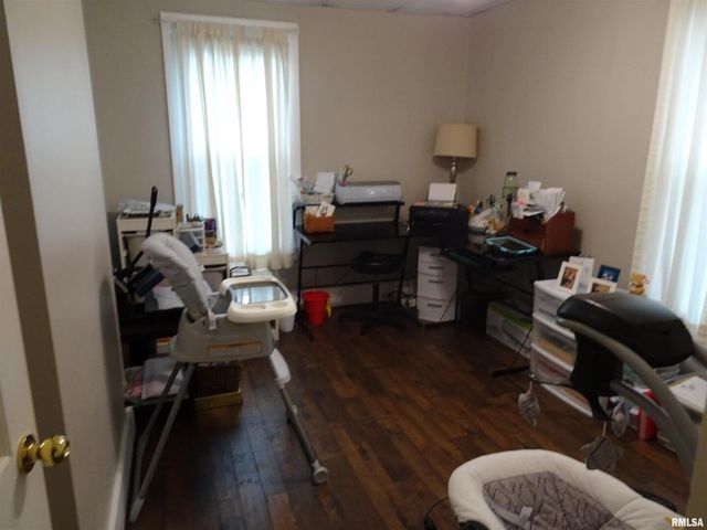 522 N STATE Street, Geneseo, IL 61254