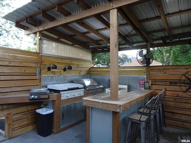 522 N STATE Street, Geneseo, IL 61254