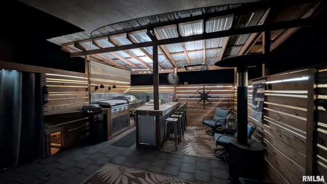 522 N STATE Street, Geneseo, IL 61254