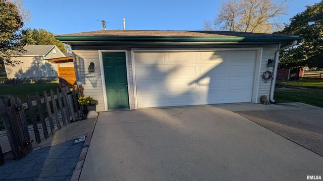 522 N STATE Street, Geneseo, IL 61254