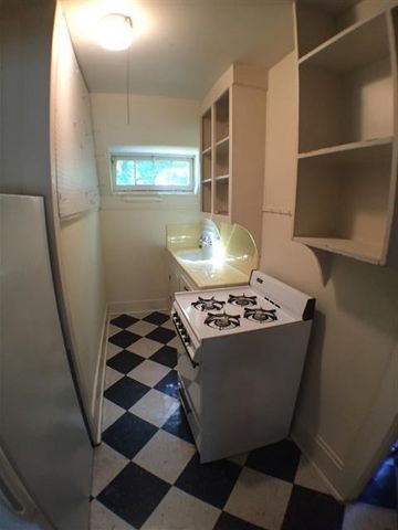 908 W 22 ND ST F, Austin, TX 78705
