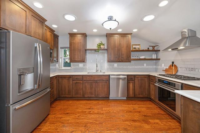 3930 N St, Sacramento, CA 95816