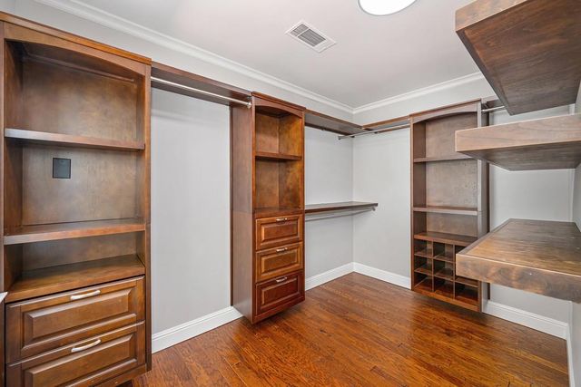 3930 N St, Sacramento, CA 95816