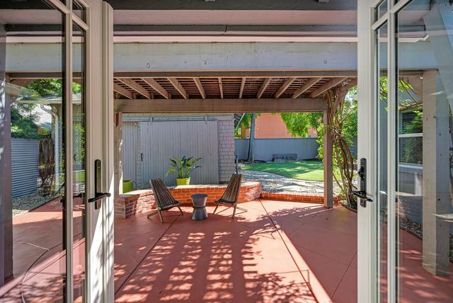 3930 N St, Sacramento, CA 95816