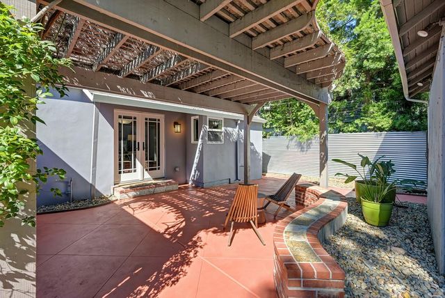 3930 N St, Sacramento, CA 95816