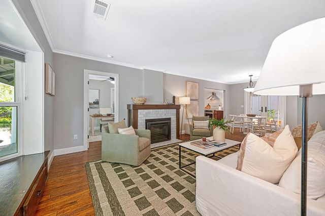 3930 N St, Sacramento, CA 95816