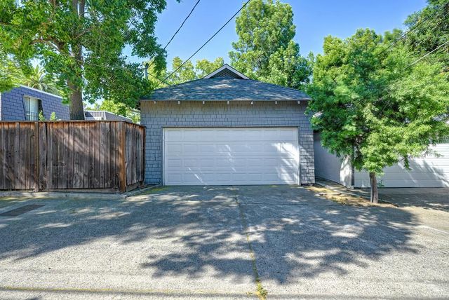 3930 N St, Sacramento, CA 95816