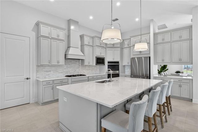 11400 Canal Grande DR, Fort Myers, FL 33913