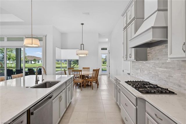 11400 Canal Grande DR, Fort Myers, FL 33913