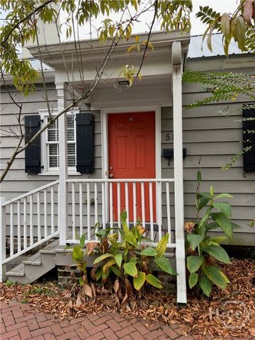 555 E Harris Street, Savannah, GA 31401