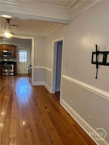 555 E Harris Street, Savannah, GA 31401