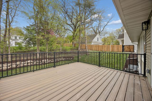 125 Oakwood Road, Hopkins, MN 55343