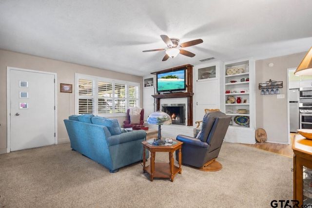 1210 Hilltop Run, Hideaway, TX 75771