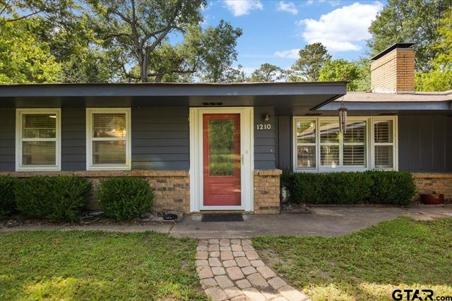 1210 Hilltop Run, Hideaway, TX 75771