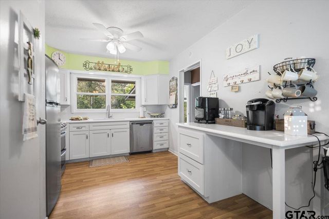 1210 Hilltop Run, Hideaway, TX 75771