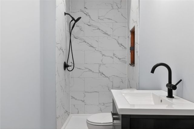 419 29th St, Mckeesport, PA 15132