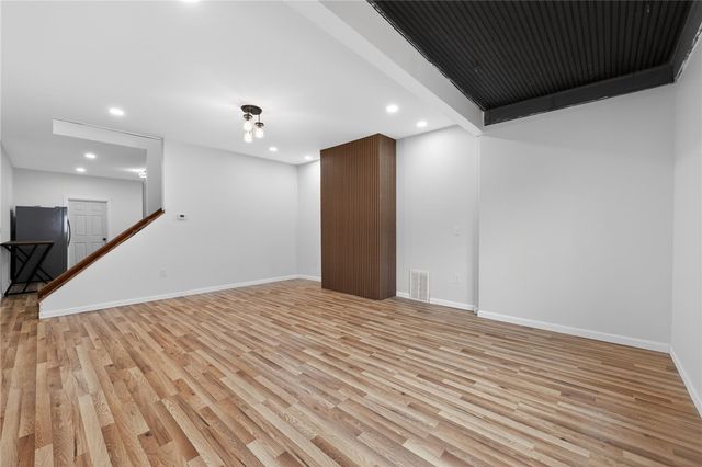 419 29th St, Mckeesport, PA 15132