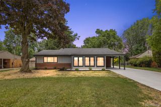 2486 Lafay Drive, West Bloomfield Charter Township, MI 48324