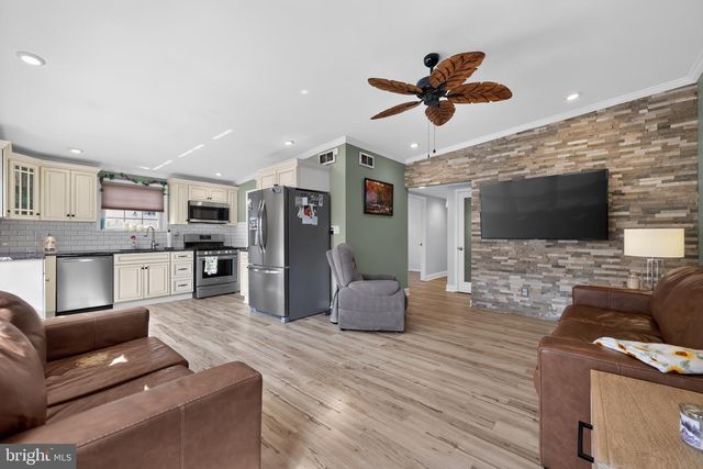 9307 RISING SUN AVE, Philadelphia, PA 19115