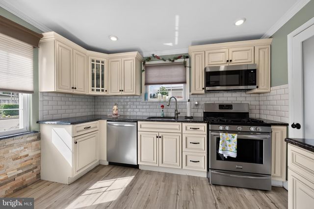 9307 RISING SUN AVE, Philadelphia, PA 19115