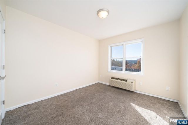 448 Palisade Avenue, Cliffside Park, NJ 07010