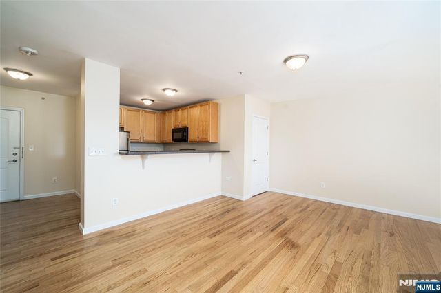 448 Palisade Avenue, Cliffside Park, NJ 07010