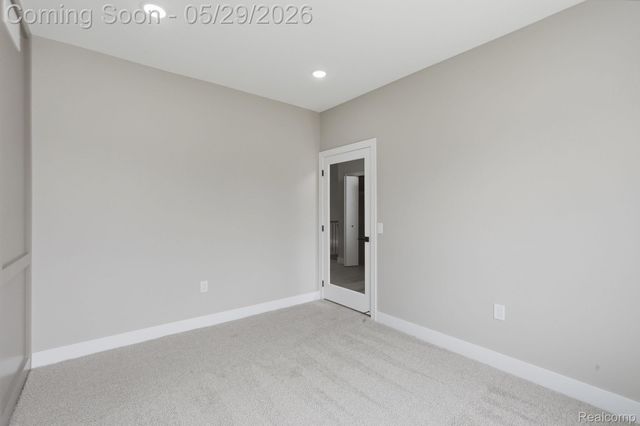50976 Remar Farms Dr, Macomb Township, MI 48042