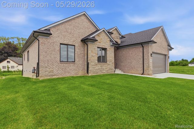 50976 Remar Farms Dr, Macomb Township, MI 48042