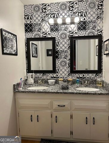6420 Windsor Trace Drive 6420, Peachtree Corners, GA 30092