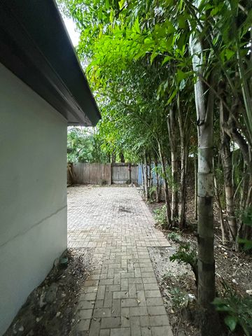 820 N Victoria Park Road 5, Fort Lauderdale, FL 33304