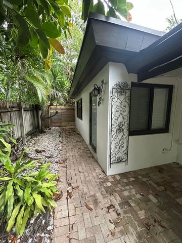 820 N Victoria Park Road 5, Fort Lauderdale, FL 33304