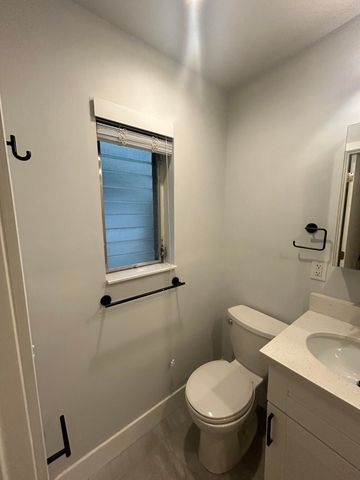 820 N Victoria Park Road 5, Fort Lauderdale, FL 33304