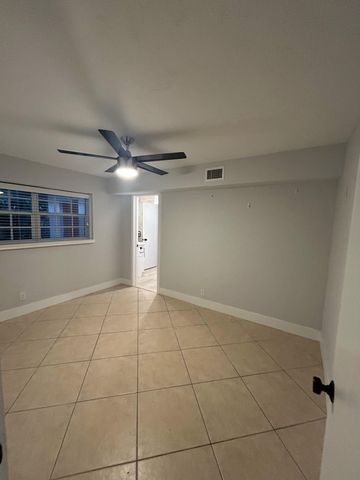820 N Victoria Park Road 5, Fort Lauderdale, FL 33304