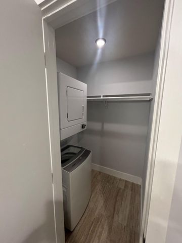 820 N Victoria Park Road 5, Fort Lauderdale, FL 33304