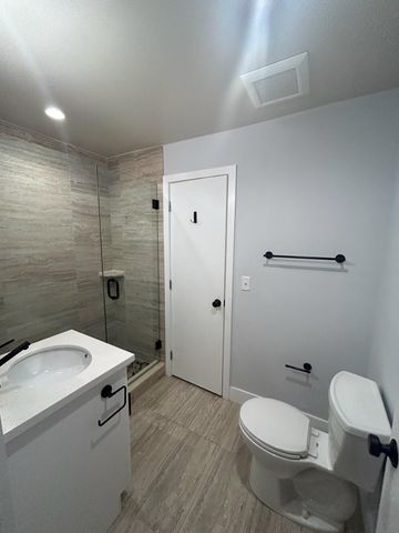 820 N Victoria Park Road 5, Fort Lauderdale, FL 33304