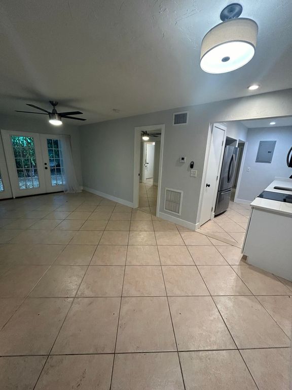 820 N Victoria Park Road 5, Fort Lauderdale, FL 33304