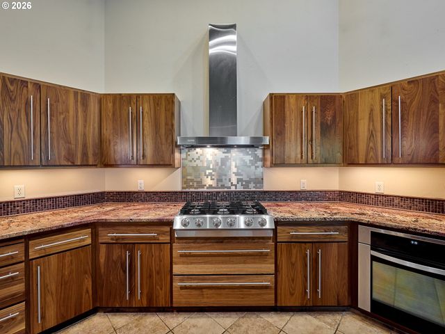 15729 BLUE HERON Way Ne, Silverton, OR 97381