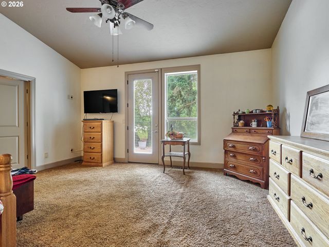 15729 BLUE HERON Way Ne, Silverton, OR 97381