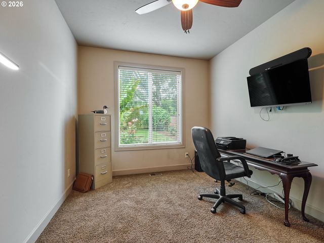 15729 BLUE HERON Way Ne, Silverton, OR 97381