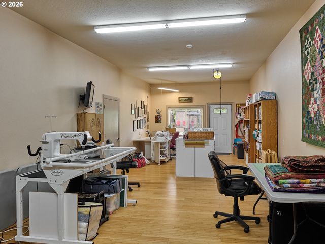 15729 BLUE HERON Way Ne, Silverton, OR 97381